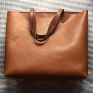 Madewell English saddle transport tote!